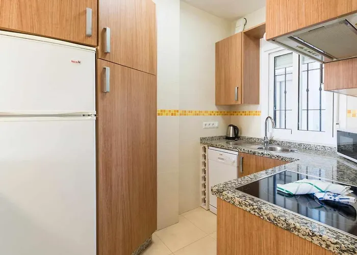 2 Con Vistas A La Piscina * Нерха